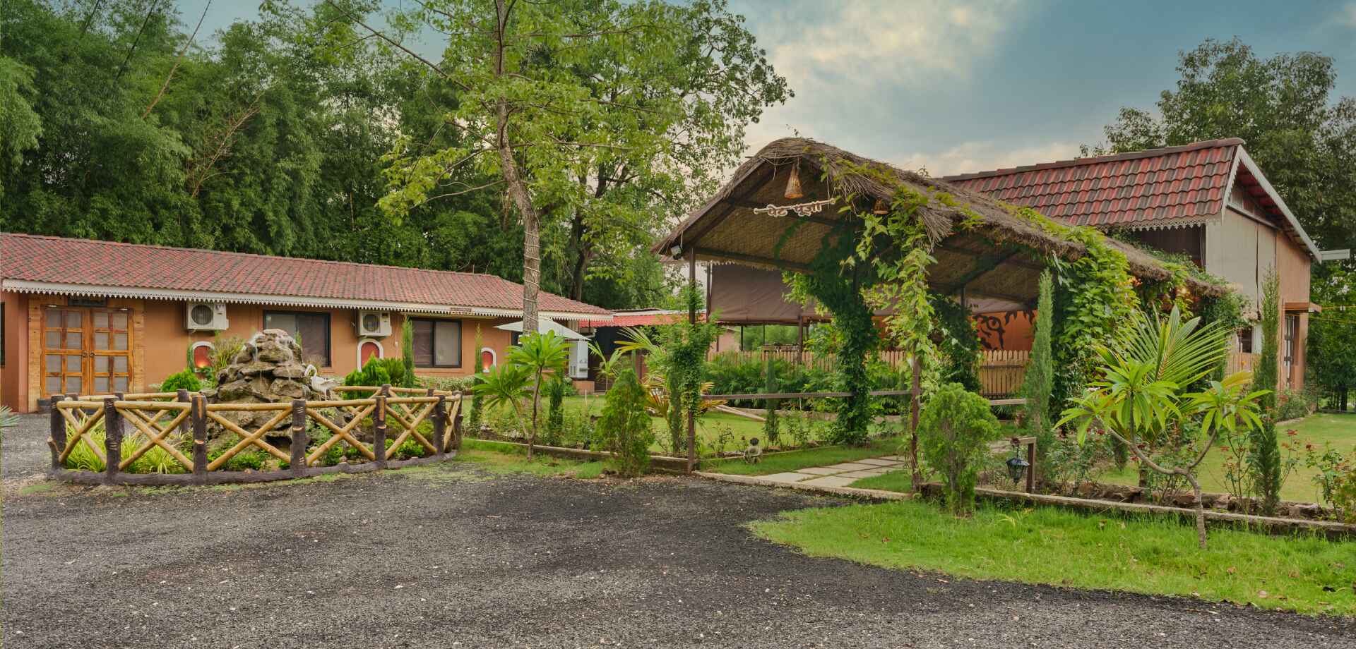 best family resort at pench national park